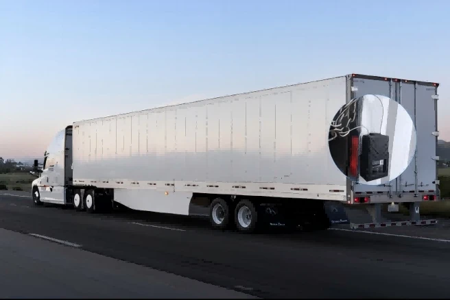 Single-Door Box Truck Transportation Applications